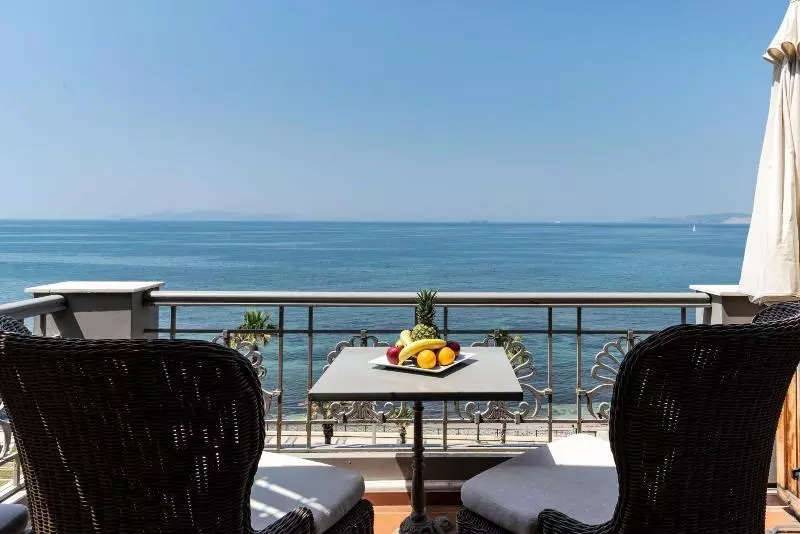 オーシャンビュージュニアスイート, Coral Hotel Athens