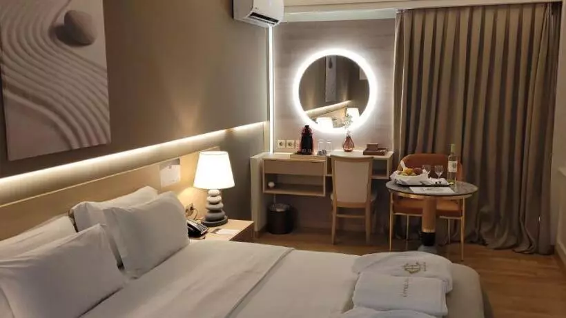 オーシャンビュースタンダードルーム, Coral Hotel Athens