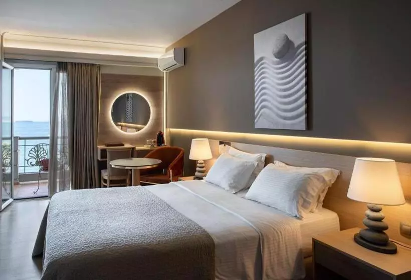 オーシャンビュージュニアスイート, Coral Hotel Athens