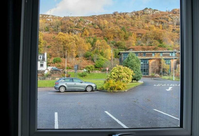 Номер Economy, Harbour House