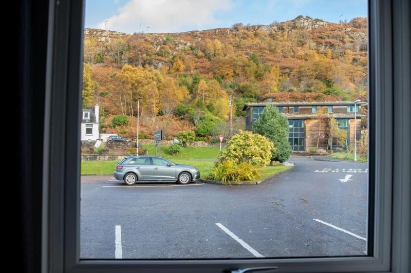 Семейный Номер, Harbour House