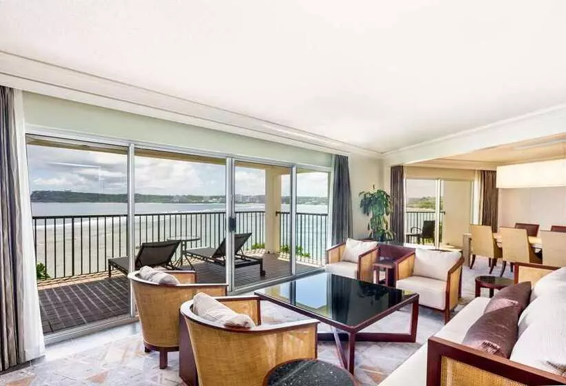 سوییت اجرایی, Hilton Guam Resort And Spa