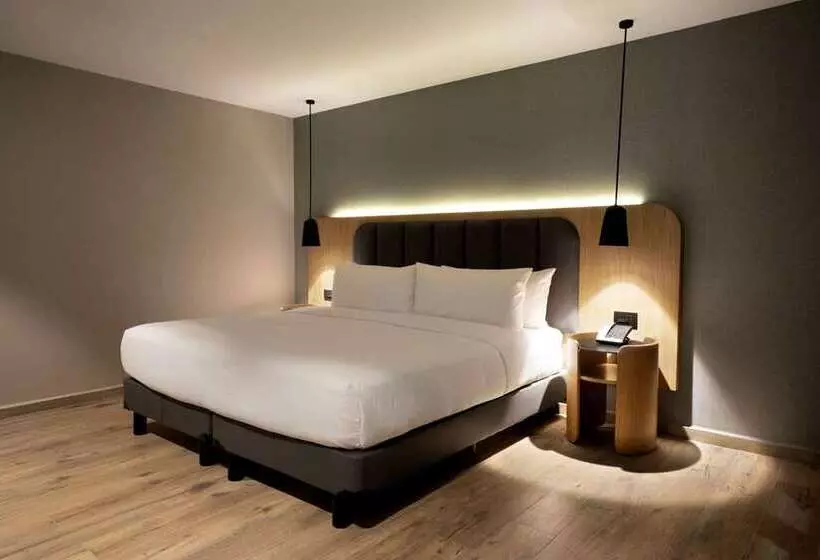 سوییت جونیور, Hilton Guam Resort And Spa