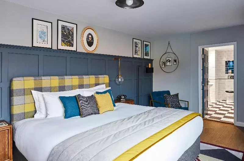 キングサイズベッドのスタンダードルーム, Indigo Stratford Upon Avon, An Ihg