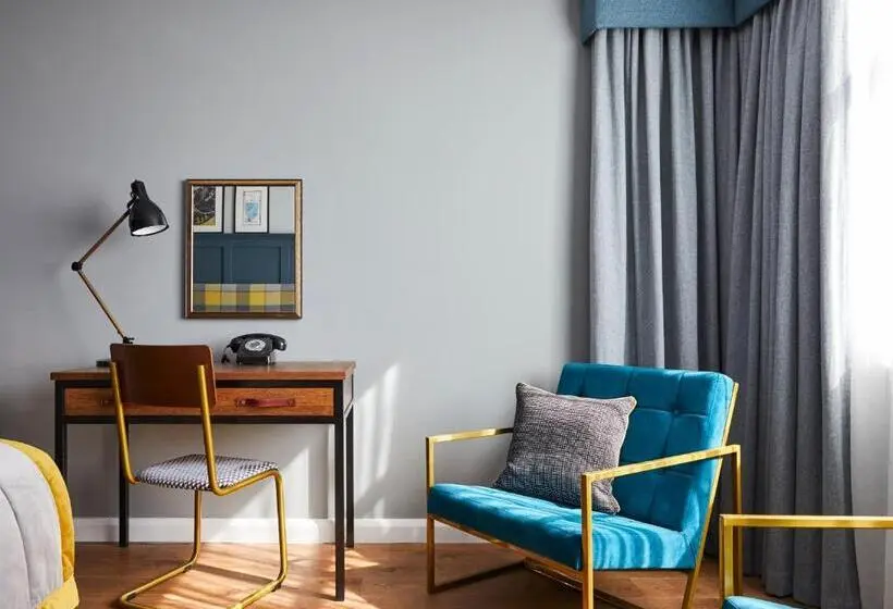 キングサイズベッドのスタンダードルーム, Indigo Stratford Upon Avon, An Ihg