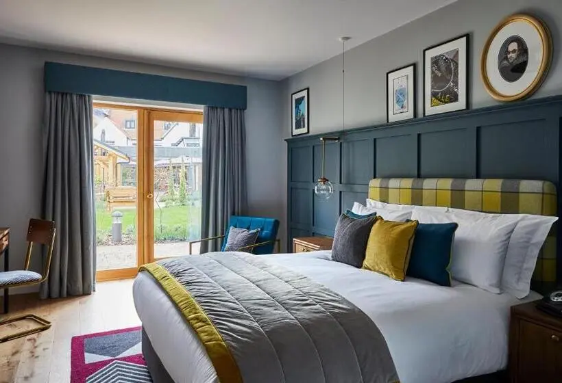 身障者適用キングサイズベッドルーム, Indigo Stratford Upon Avon, An Ihg