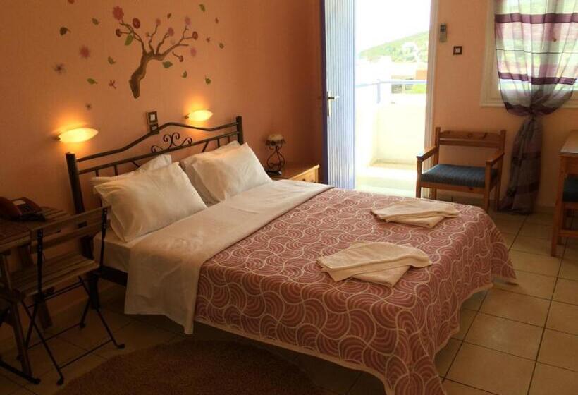 클래식 룸, Isidora