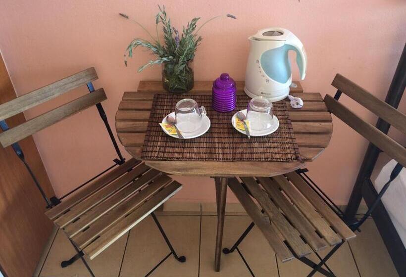 클래식 룸, Isidora