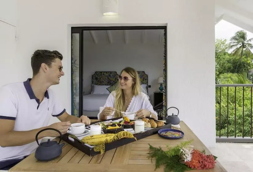 بانگلوی استاندارد, La Toubana Hotel & Spa