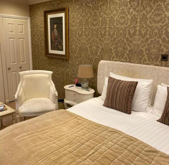 اتاق استاندارد, Langtry Manor