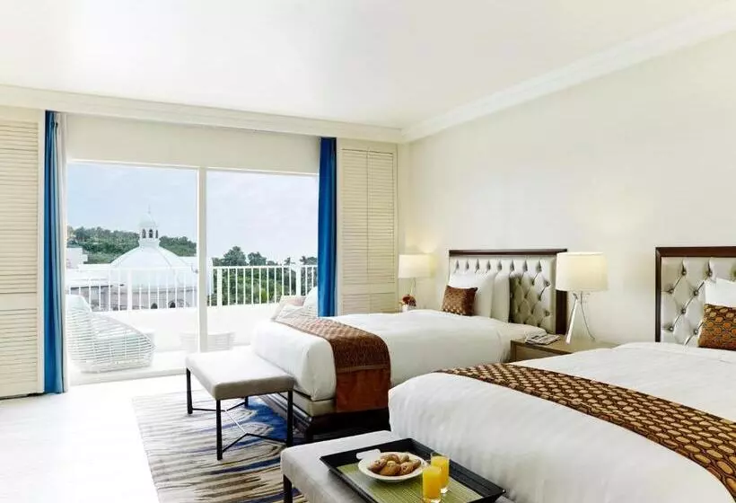 سوئیت با تخت بزرگ, Lotte Hotel Guam
