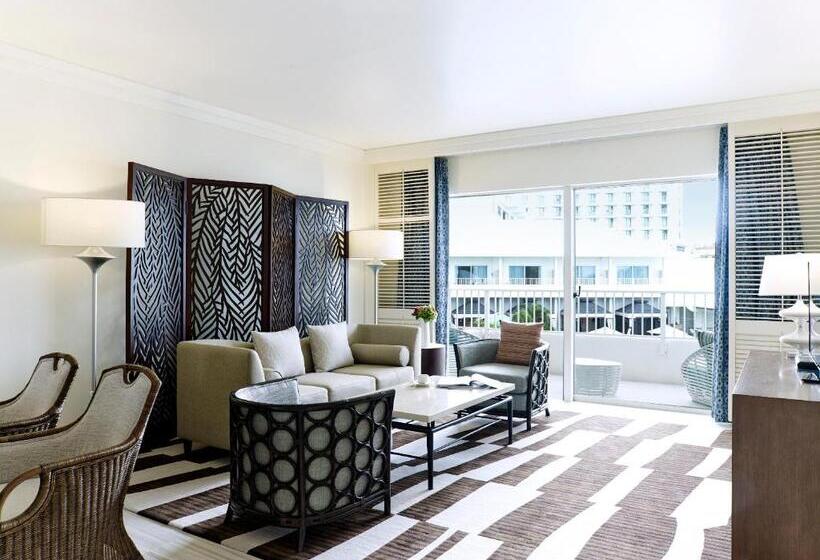 מיטת קינג בסוויטה, Lotte Hotel Guam