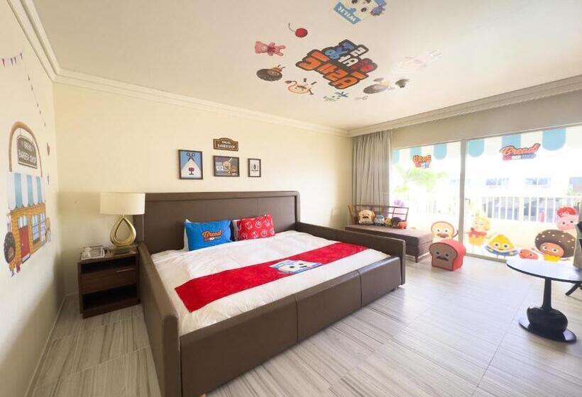 חדר קלאב עם נוף לבריכה, Lotte Hotel Guam