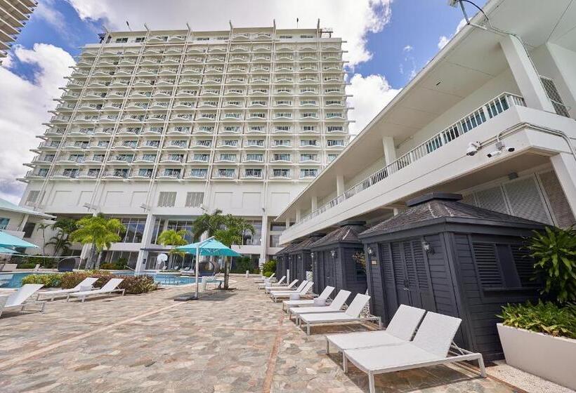 בקתה, Lotte Hotel Guam