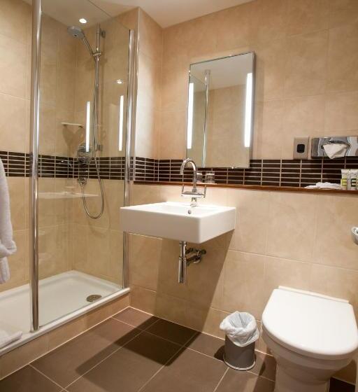 اتاق خانوادگی, Mercure Exeter Southgate