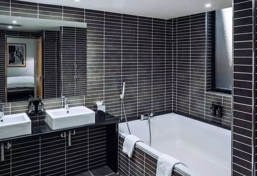 Suite Junior, Pentahotel Reading