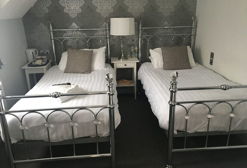 חדר סטנדרט, The Star