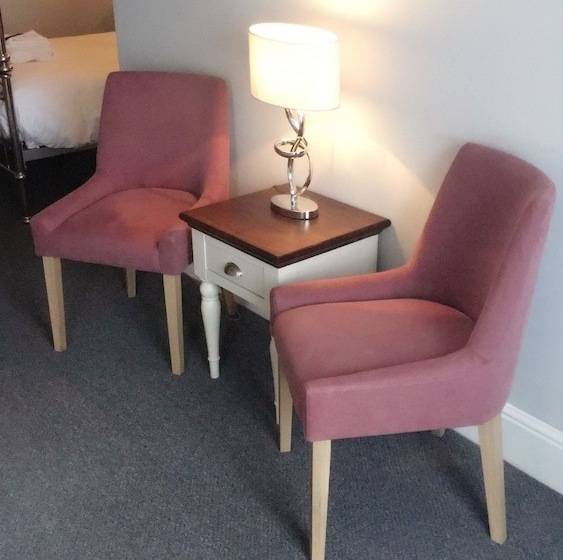 חדר משפחתי, The Star