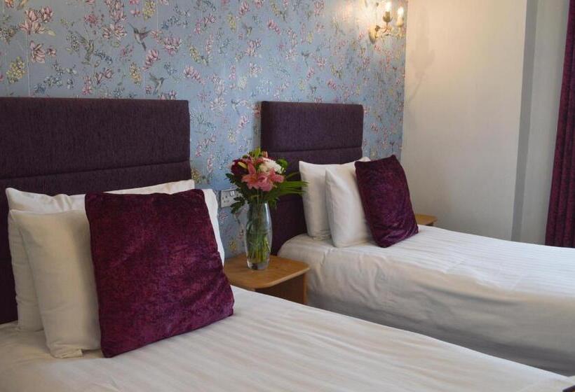 חדר סטנדרט, The Star