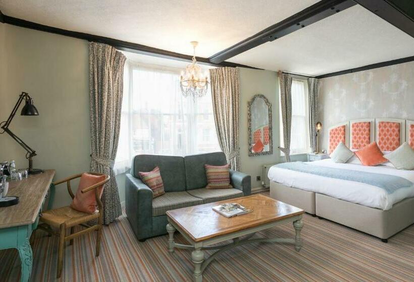 Pokój Rodzinny, The White Lion