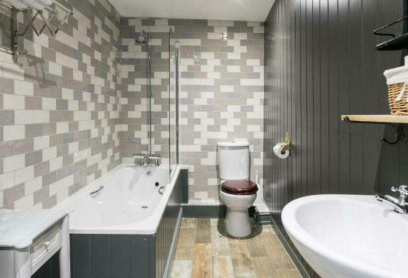 Pokój Superior, The White Lion