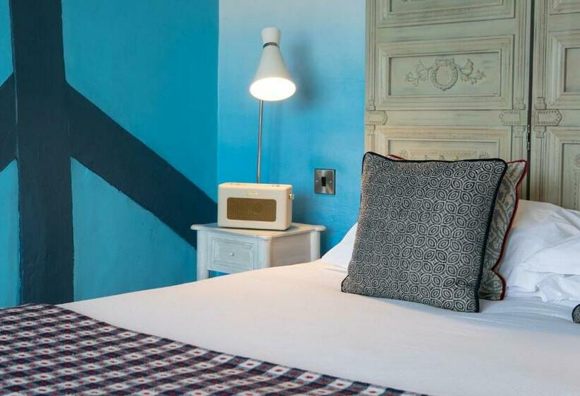 Pokój Superior, The White Lion