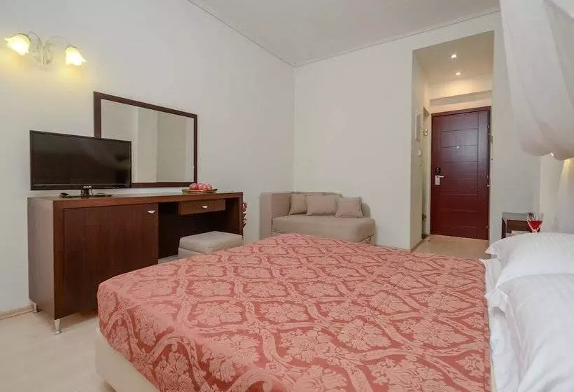 اتاق سوپریور, Aeolis Boutique
