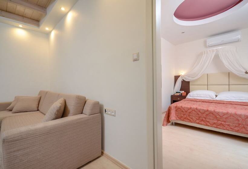 スーペリアースイート, Aeolis Boutique