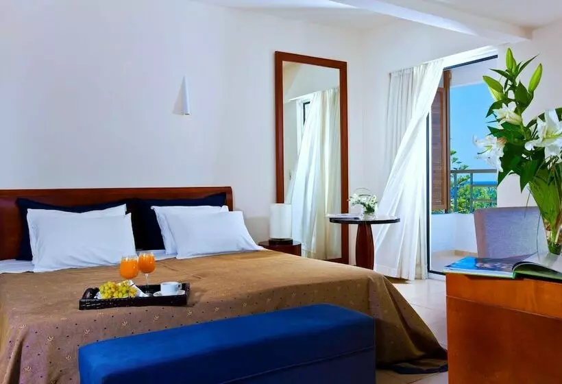 ガーデンビュースタンダードルーム, Apollonia Beach Resort & Spa