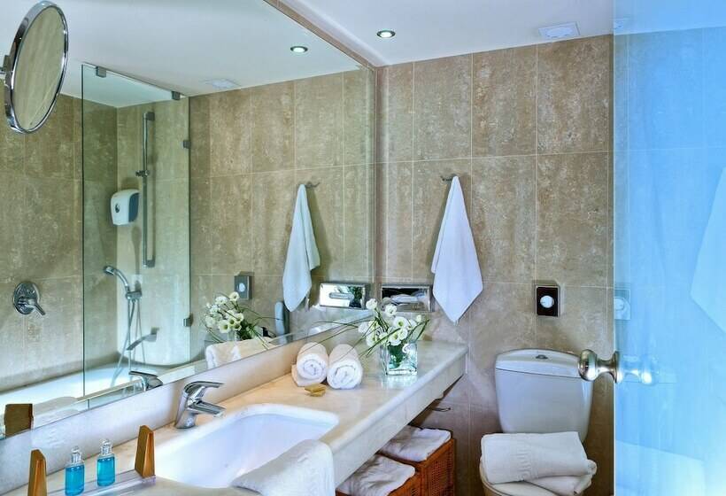 غرفة قياسية مطلّة علي الحديقة, Apollonia Beach Resort & Spa