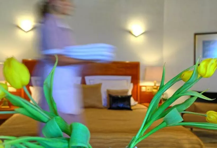 Sviitti Sivuttainen Merinäkymä, Apollonia Beach Resort & Spa