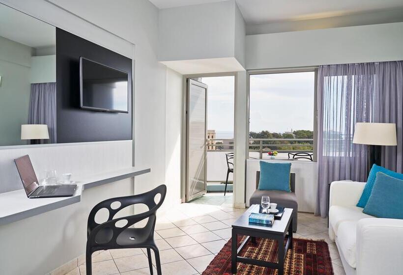 Люкс Superior Вид на Море, Aquamare City And Beach