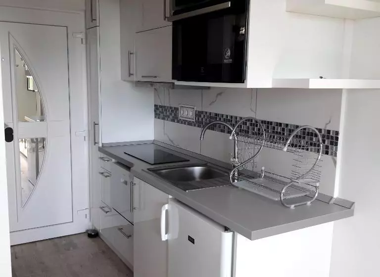 Standard studio with lake view, Aranyhíd Apartman
