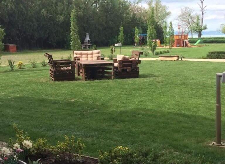 バルコニー付きスタンダードトリプルルーム, Aranyhíd Apartman