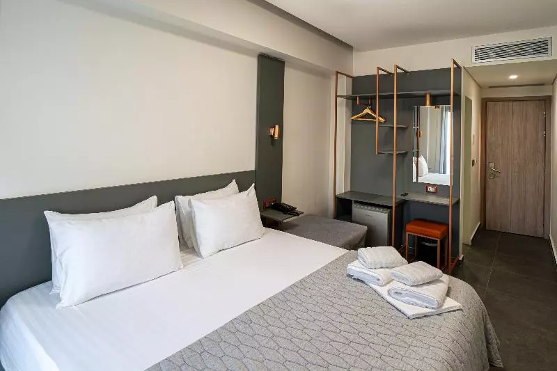 デラックスルーム, Argo Hotel Piraeus