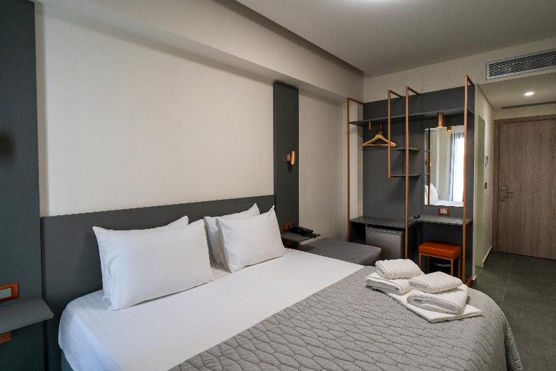 غرفة ديلوكس ثلاثية, Argo Hotel Piraeus