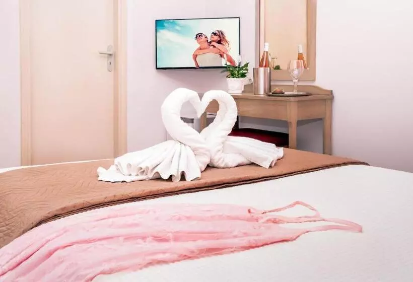 Standard Single Room, Brascos