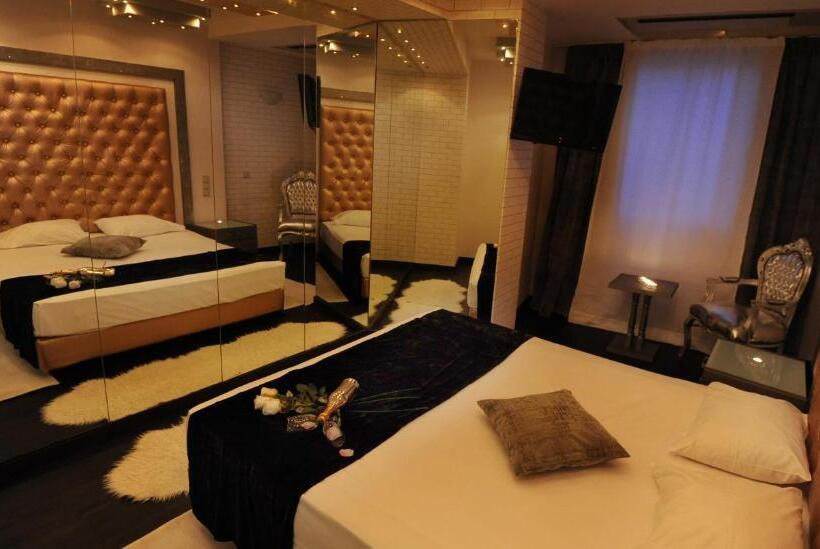 스탠다드 룸 바다 전망, Carol