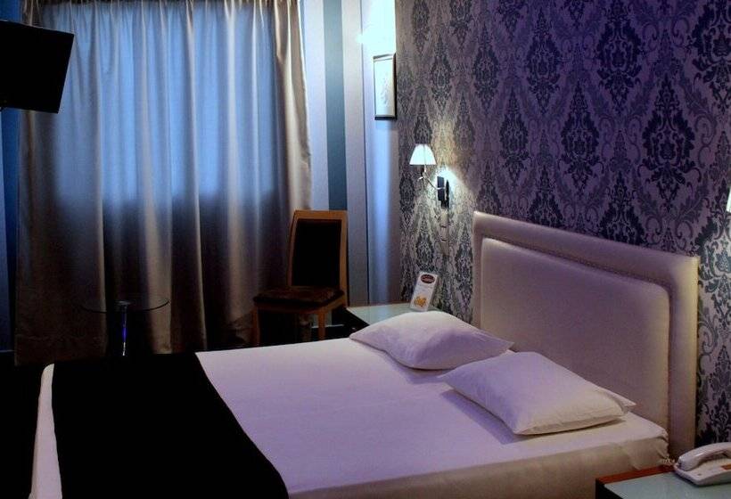 스탠다드 룸, Carol