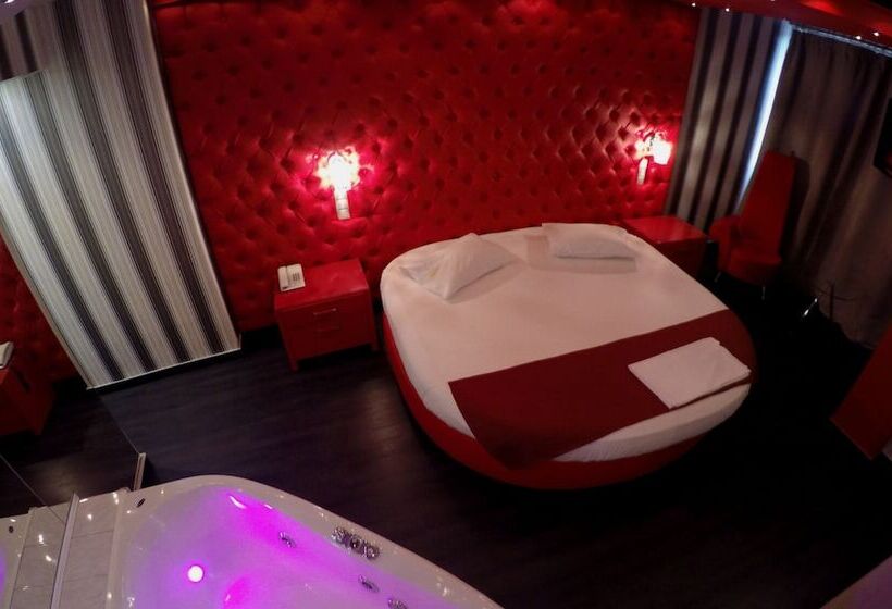 주니어 스위트, Carol