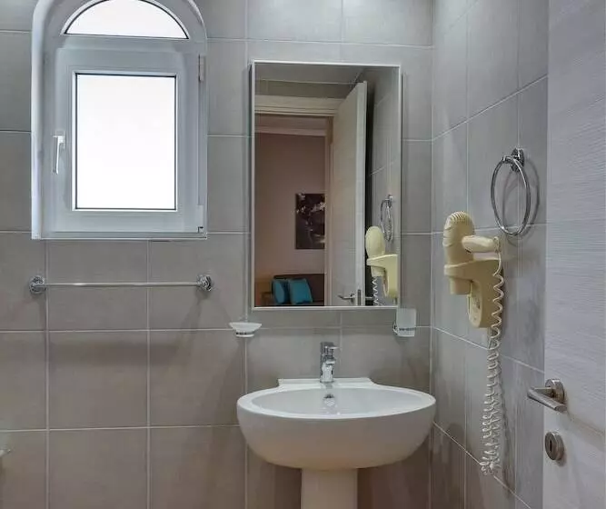 Appartement 1 Chambre Vue Jardin, Corinna Mare
