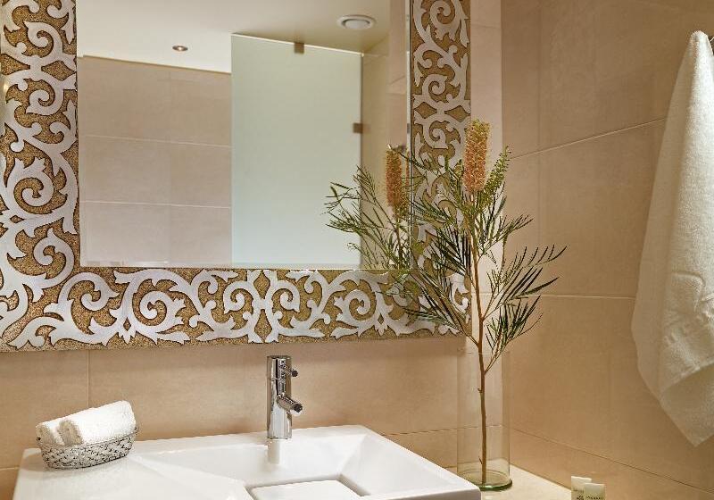 غرفة سوبيريور, Divani Palace Acropolis