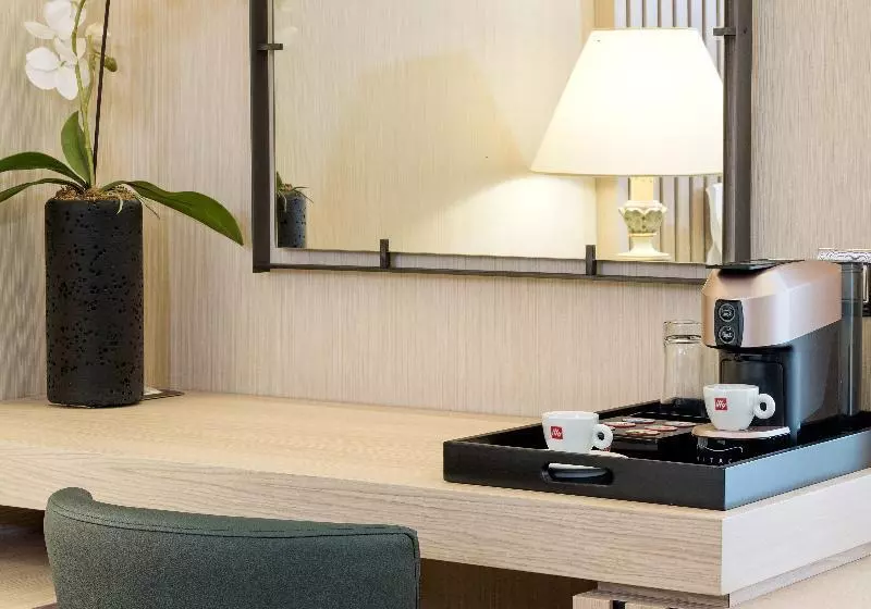 エクゼクティブルーム, Divani Palace Acropolis