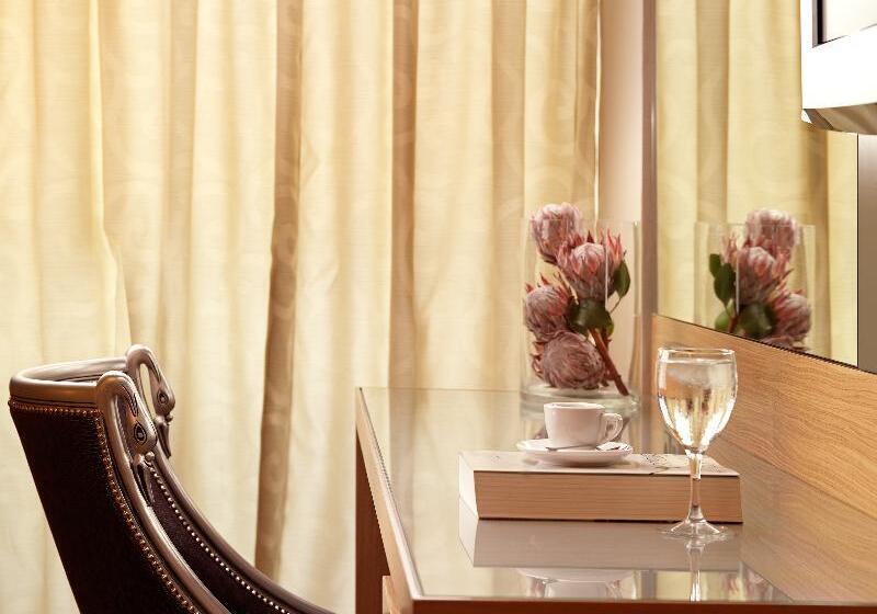 غرفة تنفيذية, Divani Palace Acropolis