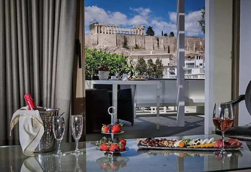 テラス付スイート, Divani Palace Acropolis