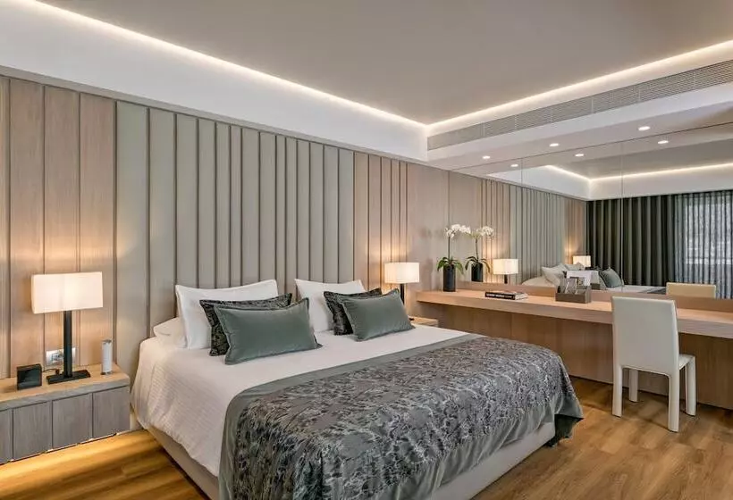 テラス付スイート, Divani Palace Acropolis