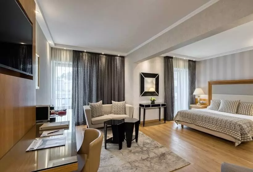 プレミアムスイート, Divani Palace Acropolis