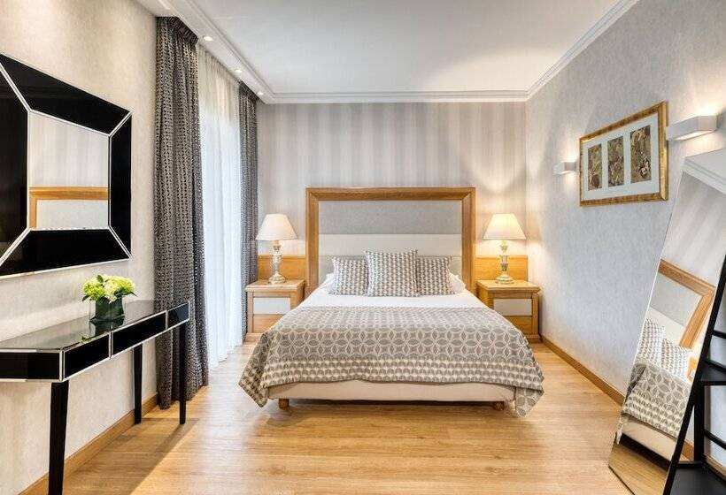 Suíte Premium, Divani Palace Acropolis