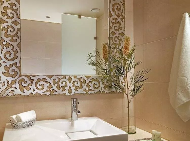 景色の見えるスーペリアルーム, Divani Palace Acropolis