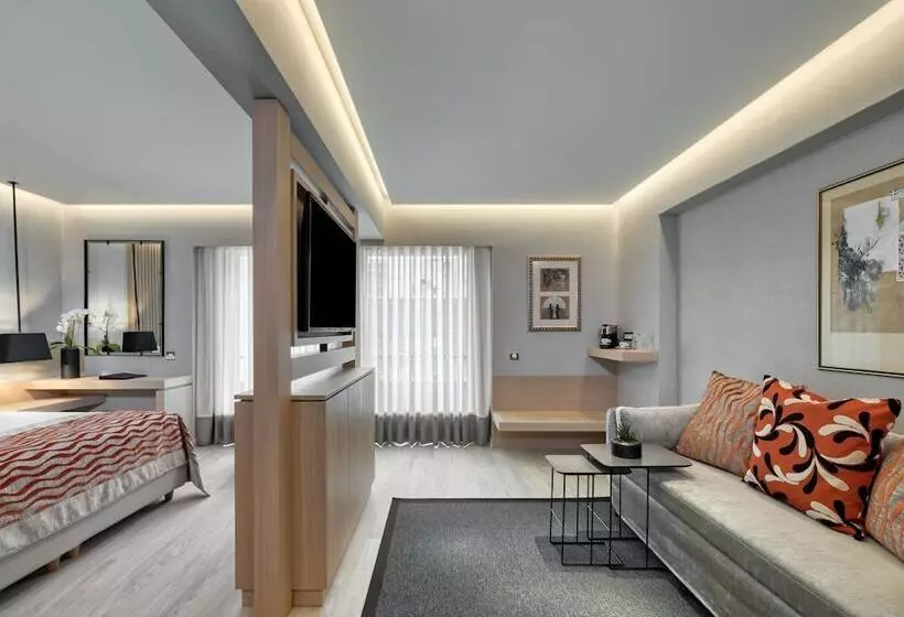 スイート（家族用）, Divani Palace Acropolis